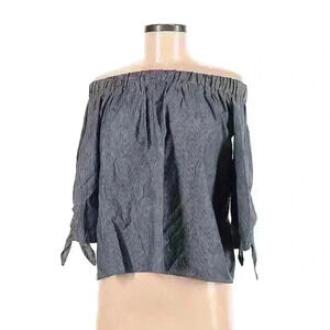 Romeo& Juliet Couture Off Shoulders size M